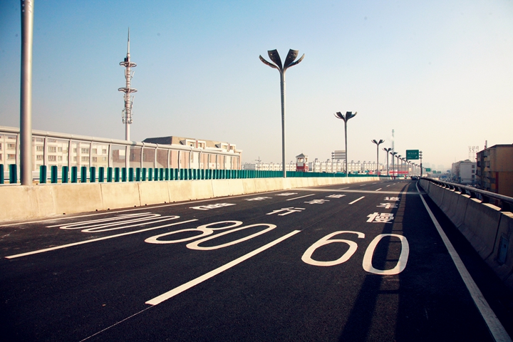 烏魯木齊市西虹路-西山路高架橋工程